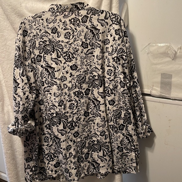Lily Stanhope Linen Button Front Black & White Print Tunic Size 1X - Picture 4 of 4